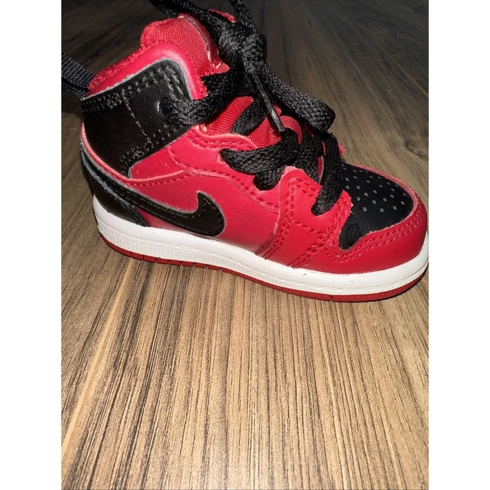 Toddler Nike Air Jordan 1 Mid Athletic Shoes 'Reverse Bred' 640735 660 - Size 4C